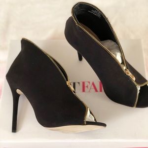 BLACK Zipper Heels
